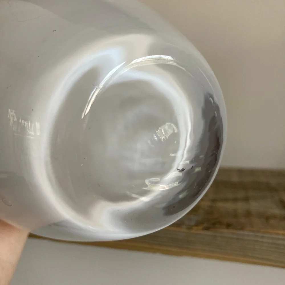 Ikea white Modernist Johanna Jelinik Salong  glass vase